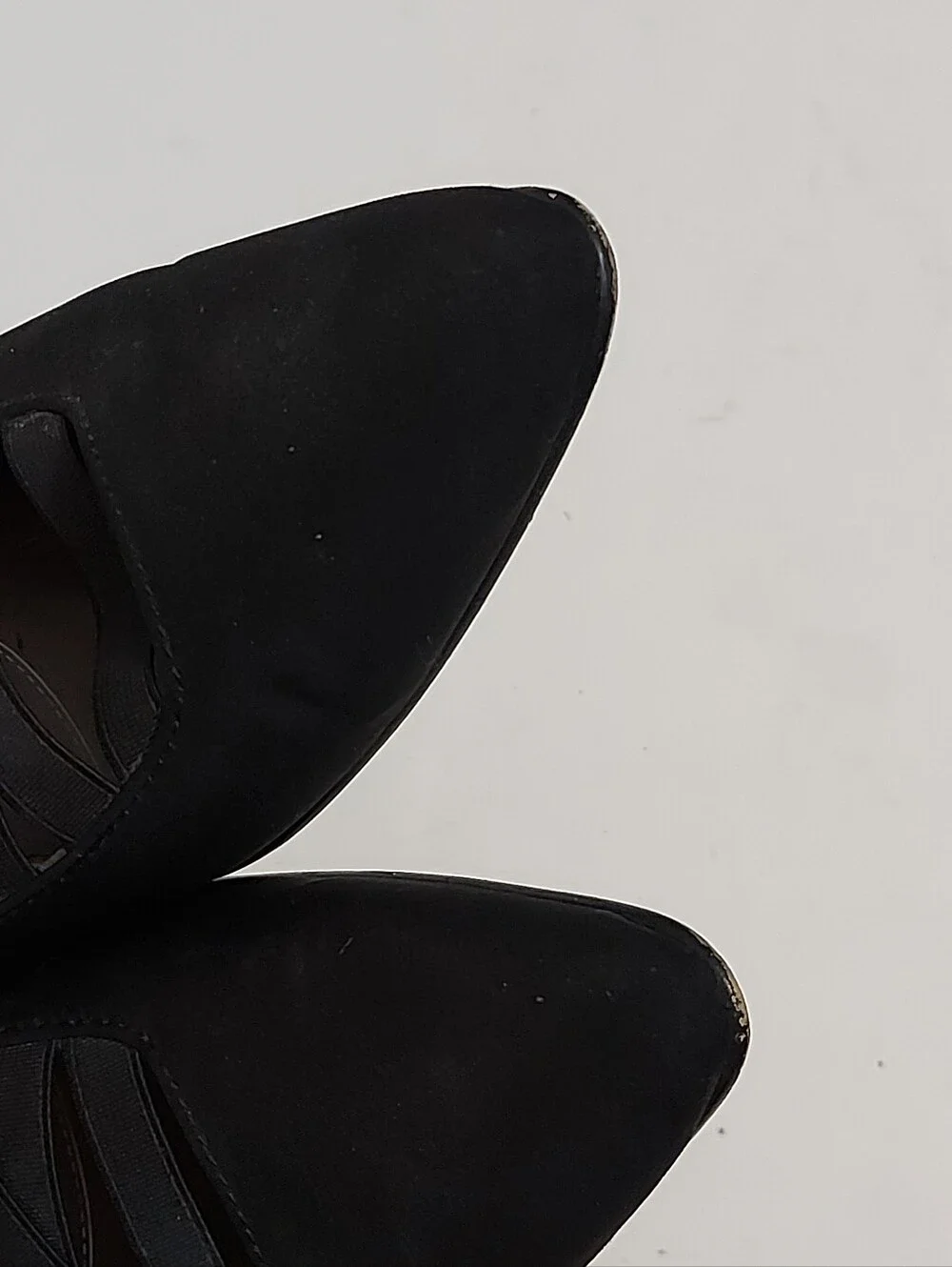 Black Low Heel Pumps with Elastic Straps